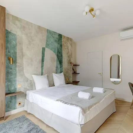 Appartamento Sublime Champs Elysées 8guests 3bdr *